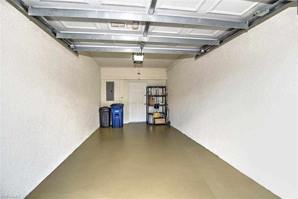 SABAL POINTE - Residential