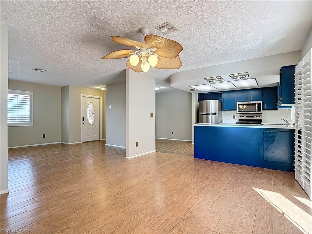 TROPICAL HOMESITES - Residential