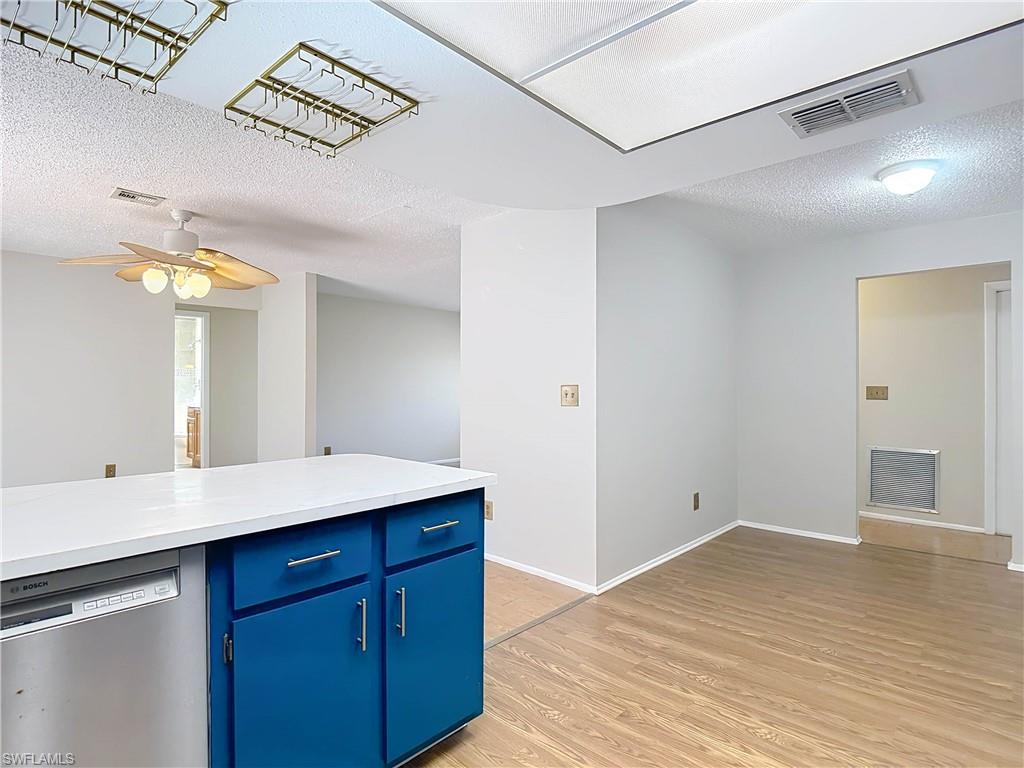 TROPICAL HOMESITES - Residential