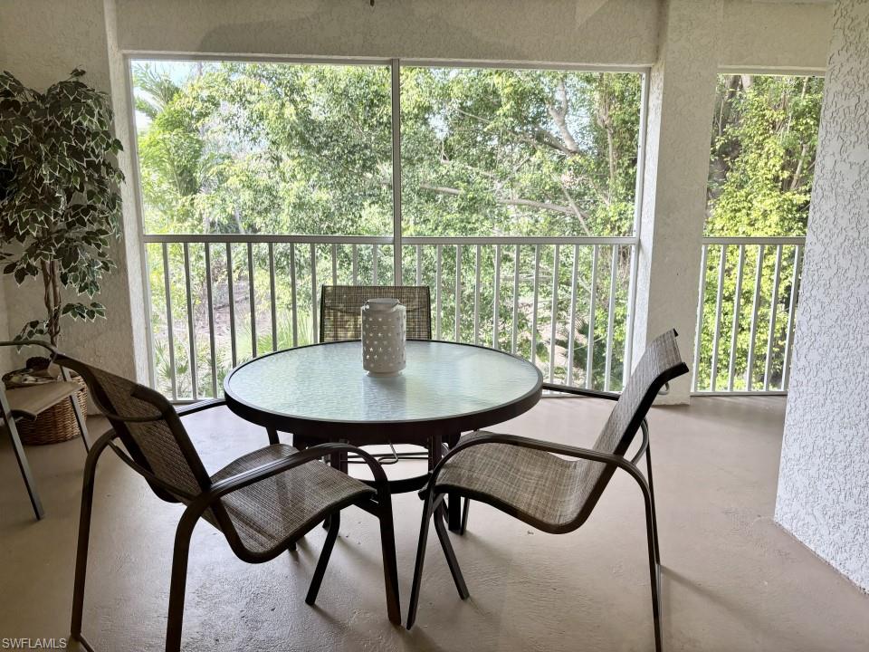 AMELIA LAKE - Residential