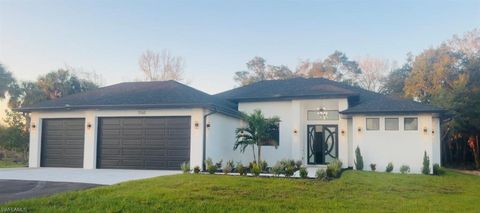Photo of 2565 28th AVE SE, NAPLES, FL 34117 (MLS # 2025019655)