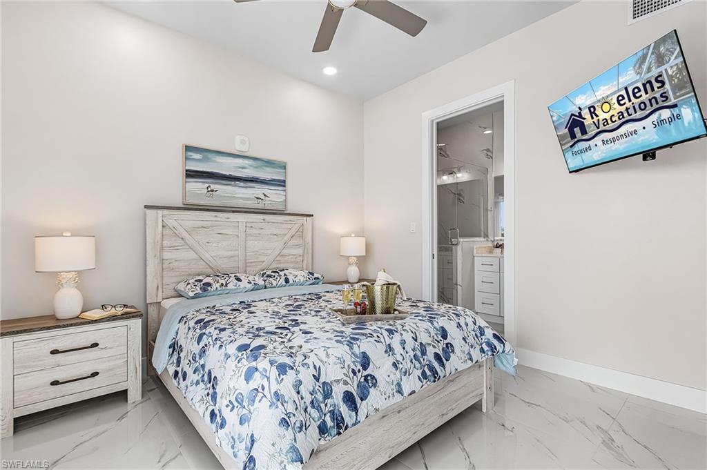 ISLAND SHORES - Residential