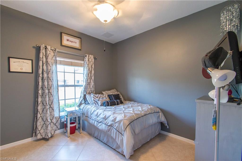 HERONS GLEN - Residential