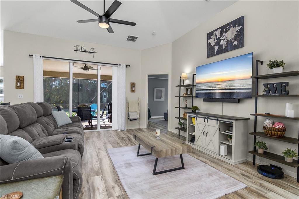 STONEYBROOK - Residential