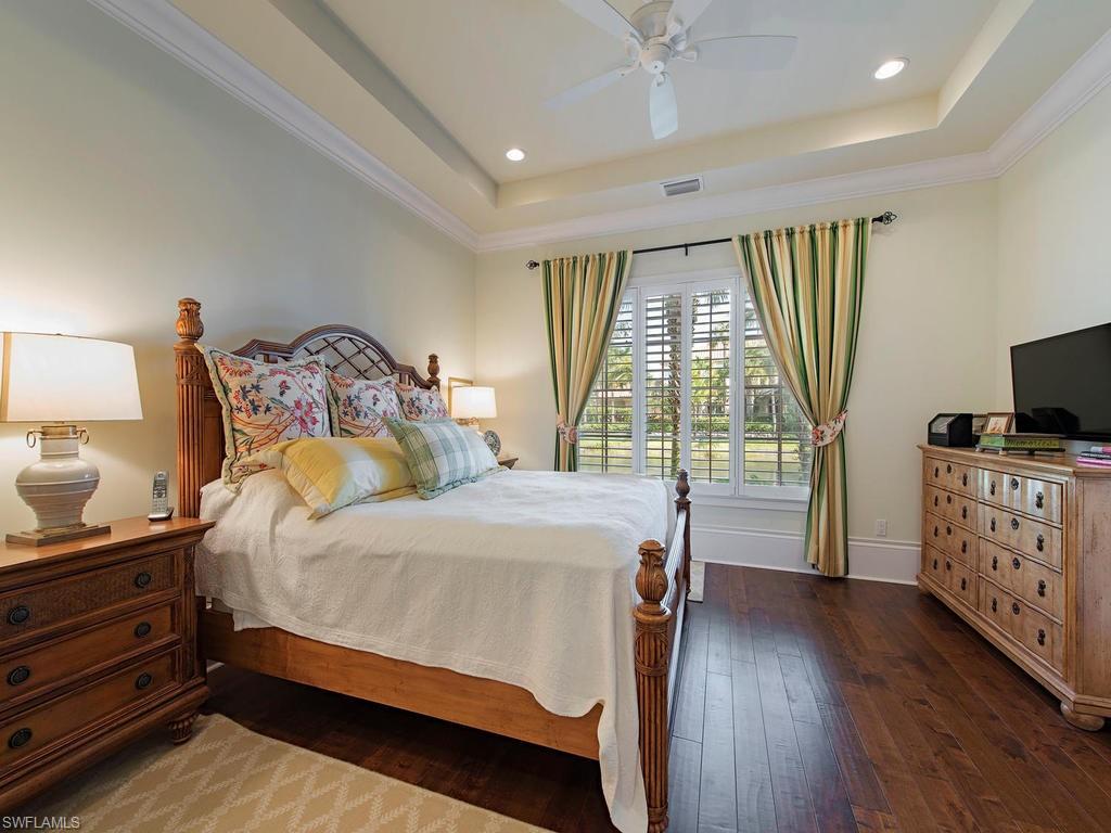 TRADITIONS - Residential