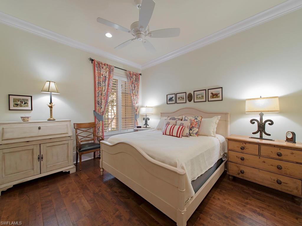 TRADITIONS - Residential