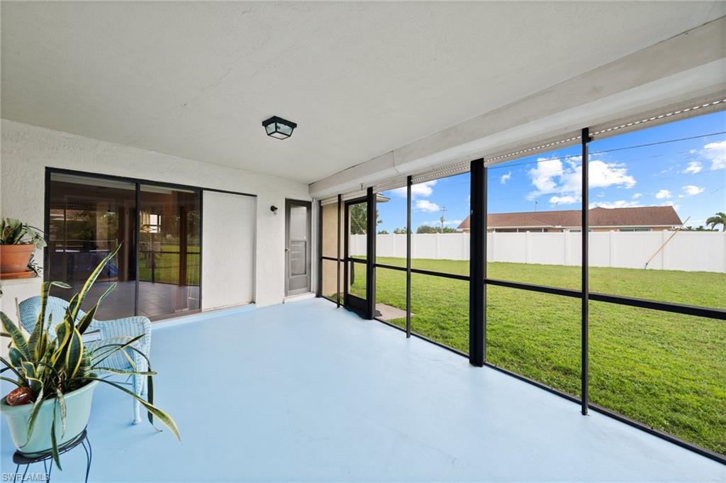 CAPE CORAL - Residential