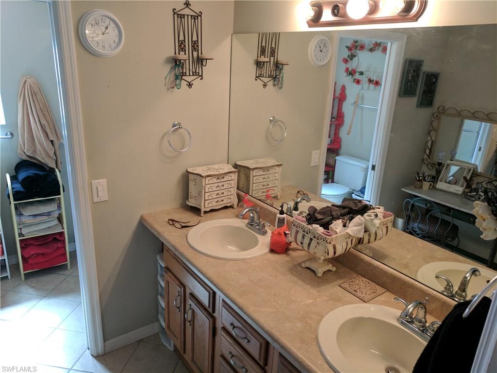 NAPLES MOBILE ESTATES - Residential