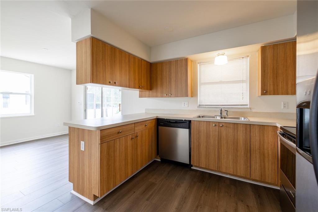 SAN CARLOS ESTATES - Residential