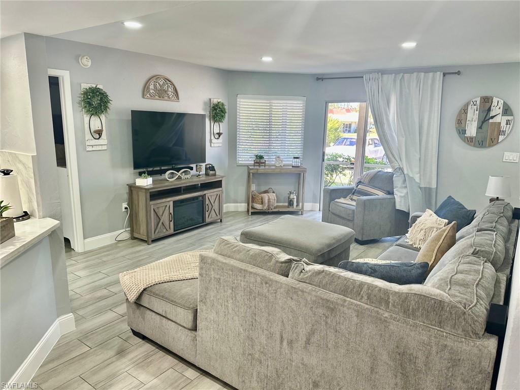 THE GREENS - Residential Lease