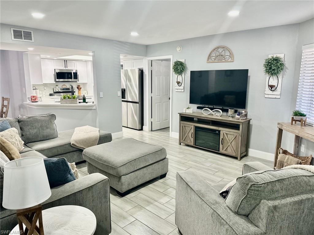 THE GREENS - Residential Lease