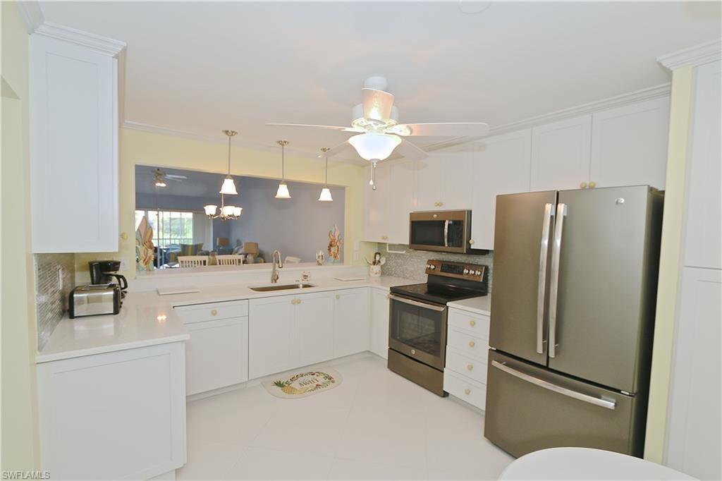 COBBLESTONE COURT - Residential