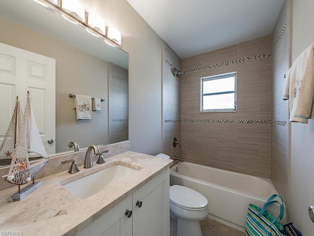 NAPLES PARK - Residential