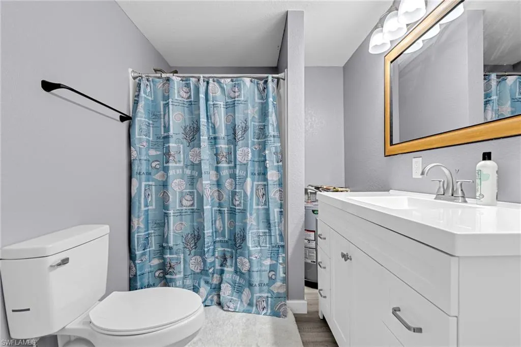 Fort Myers Beach, Florida 33931, United States, 2 Bedrooms Bedrooms, ,2 BathroomsBathrooms,Residential,Active,56985