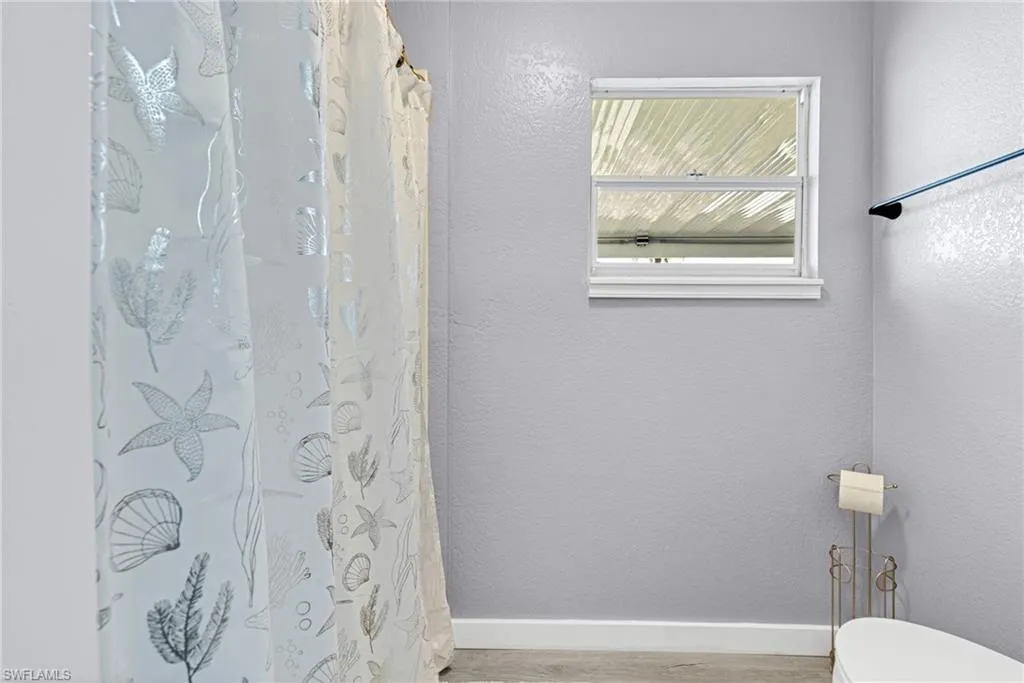 Fort Myers Beach, Florida 33931, United States, 2 Bedrooms Bedrooms, ,2 BathroomsBathrooms,Residential,Active,56985