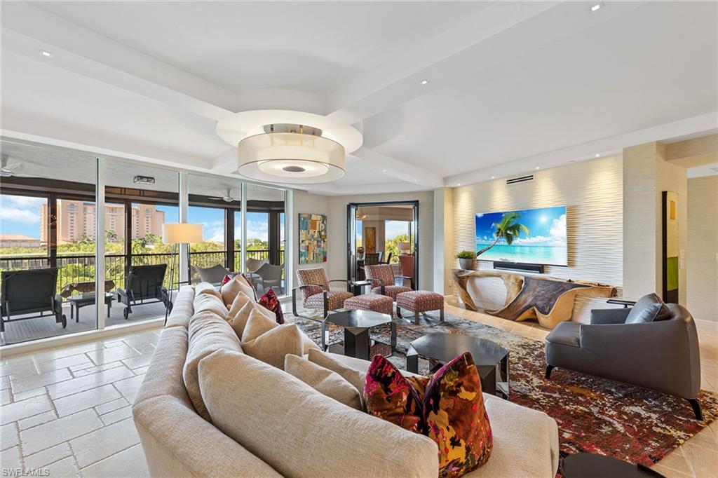 TRIESTE AT BAY COLONY - Residential