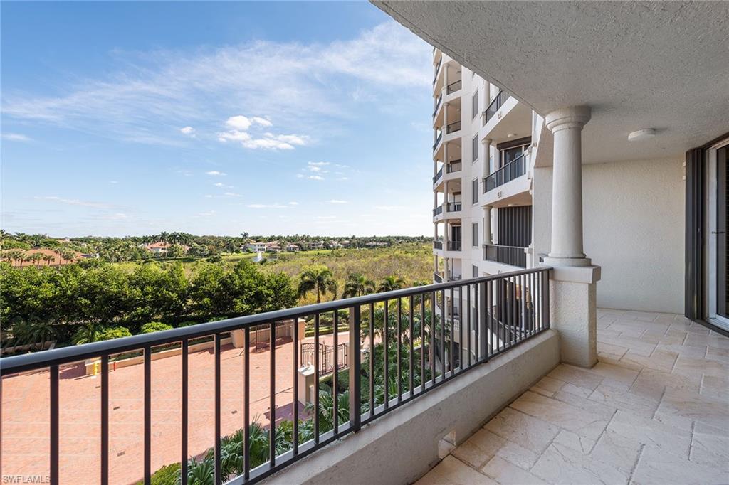 TRIESTE AT BAY COLONY - Residential