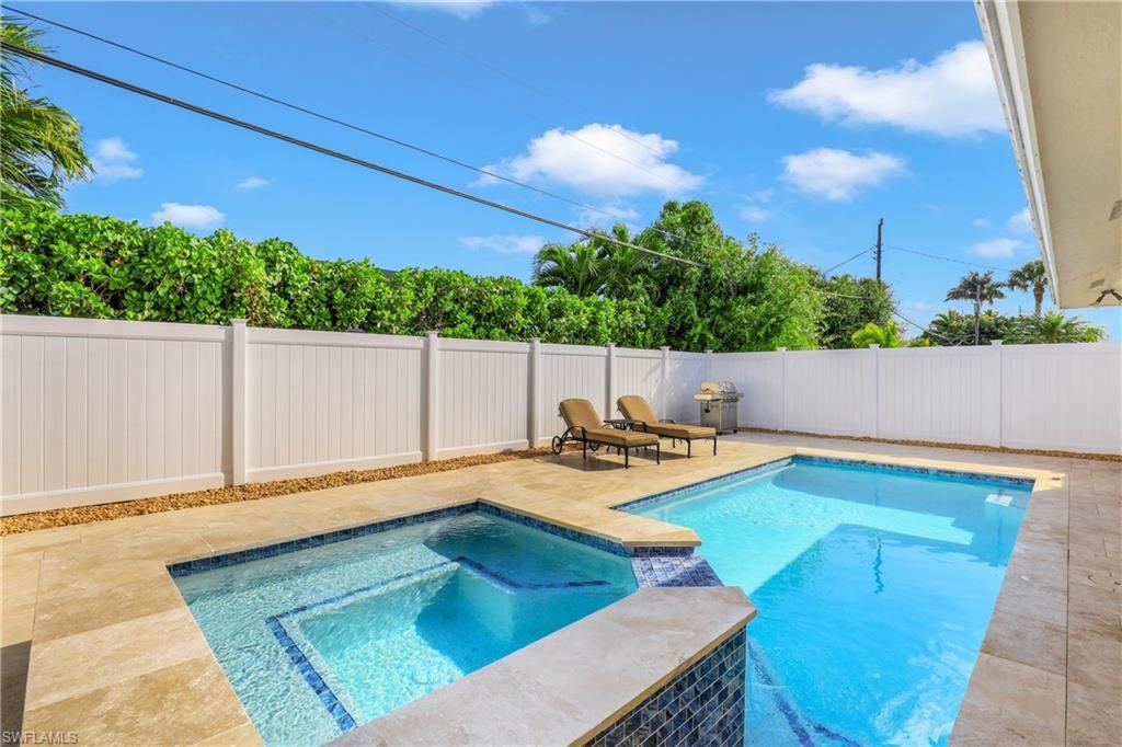 Photo of 637 95th AVE N, NAPLES, FL 34108 (MLS # 226015175)