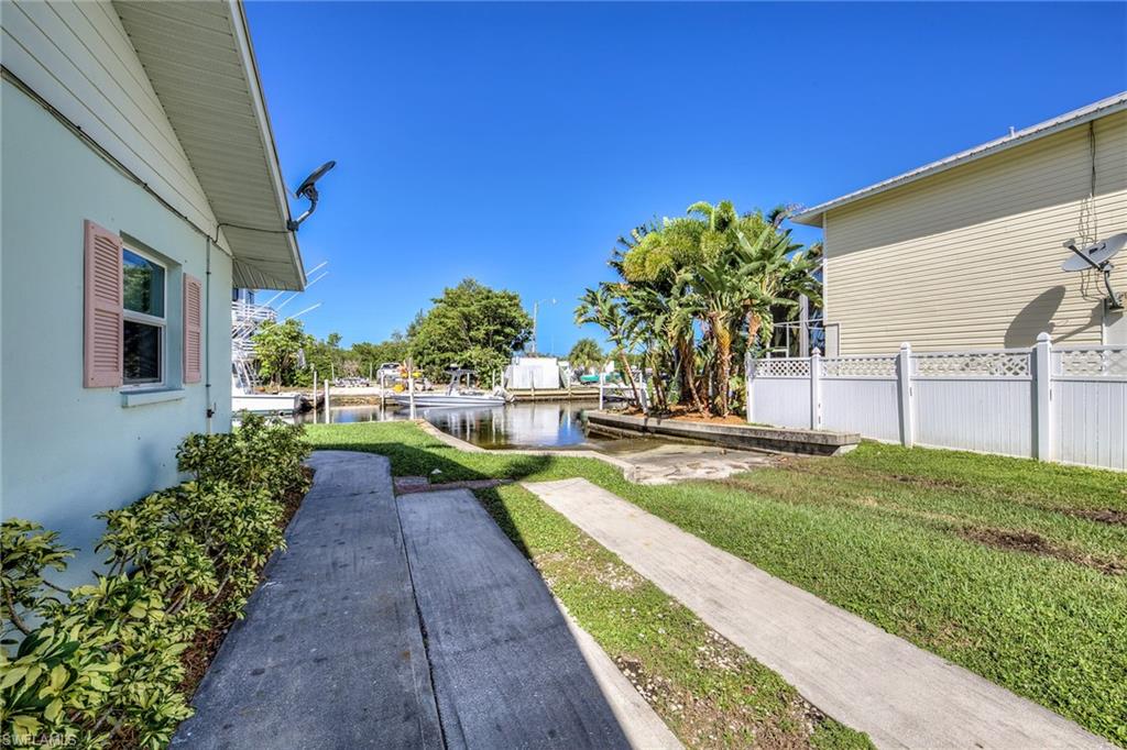 KNIGHTS BOKEELIA ISLE - Residential