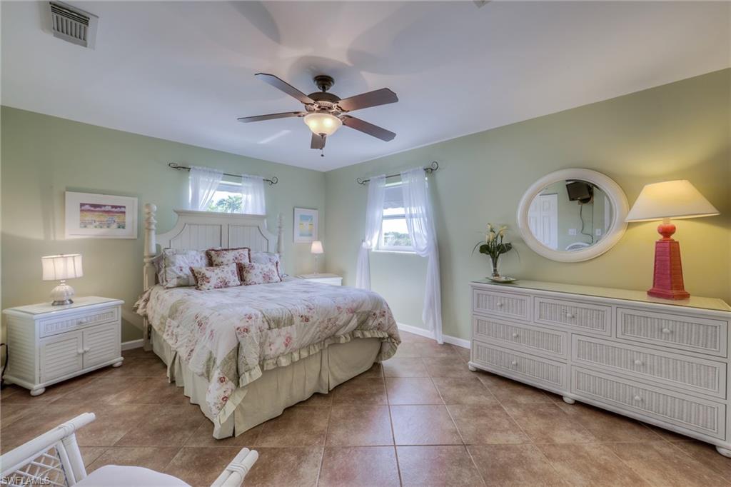 KNIGHTS BOKEELIA ISLE - Residential