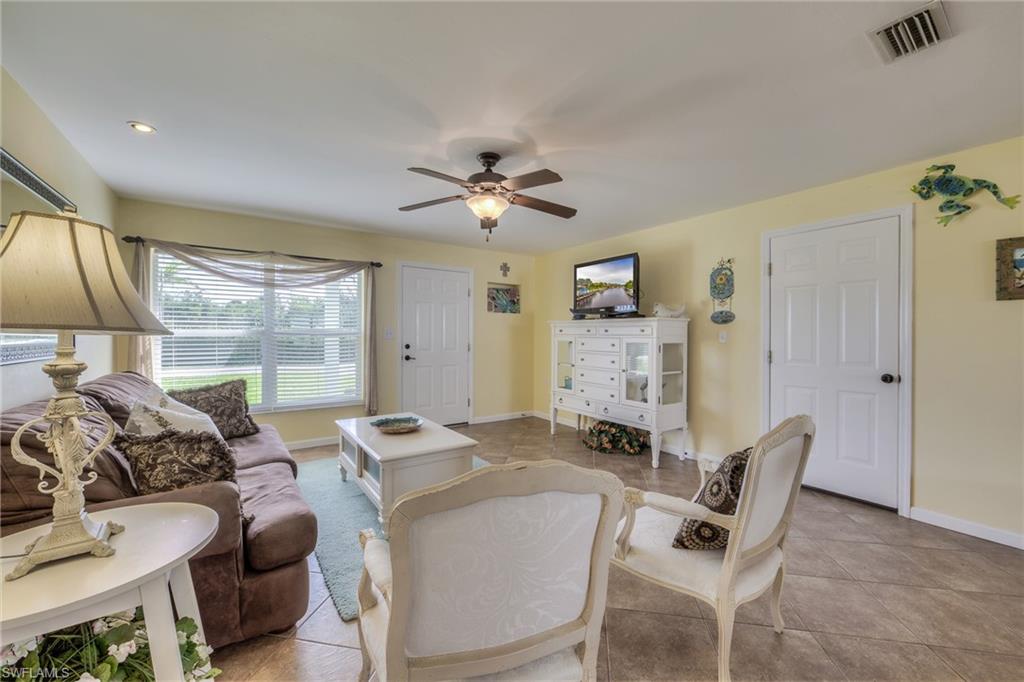 KNIGHTS BOKEELIA ISLE - Residential