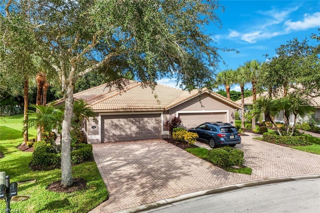 13642 Lucera CT