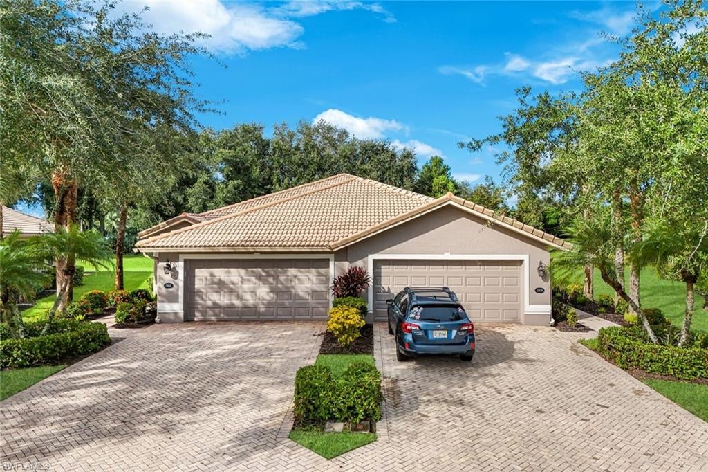 13642 Lucera CT