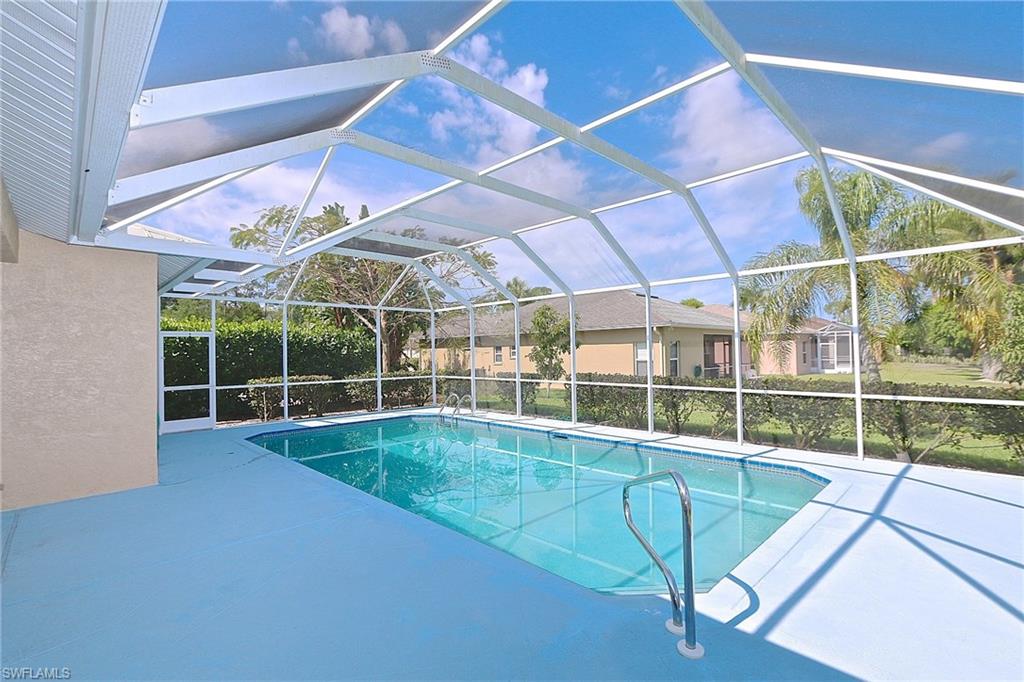 MAPLEWOOD - Residential