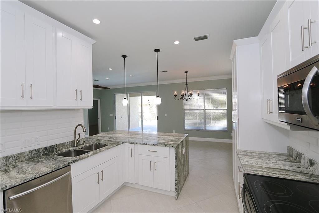 MAPLEWOOD - Residential