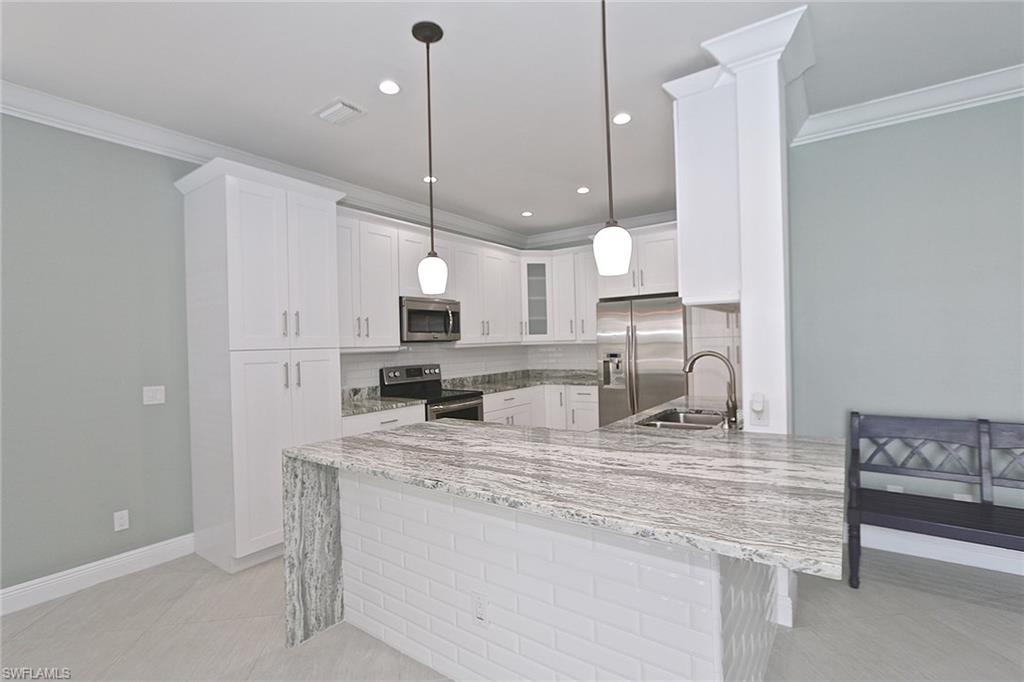 MAPLEWOOD - Residential