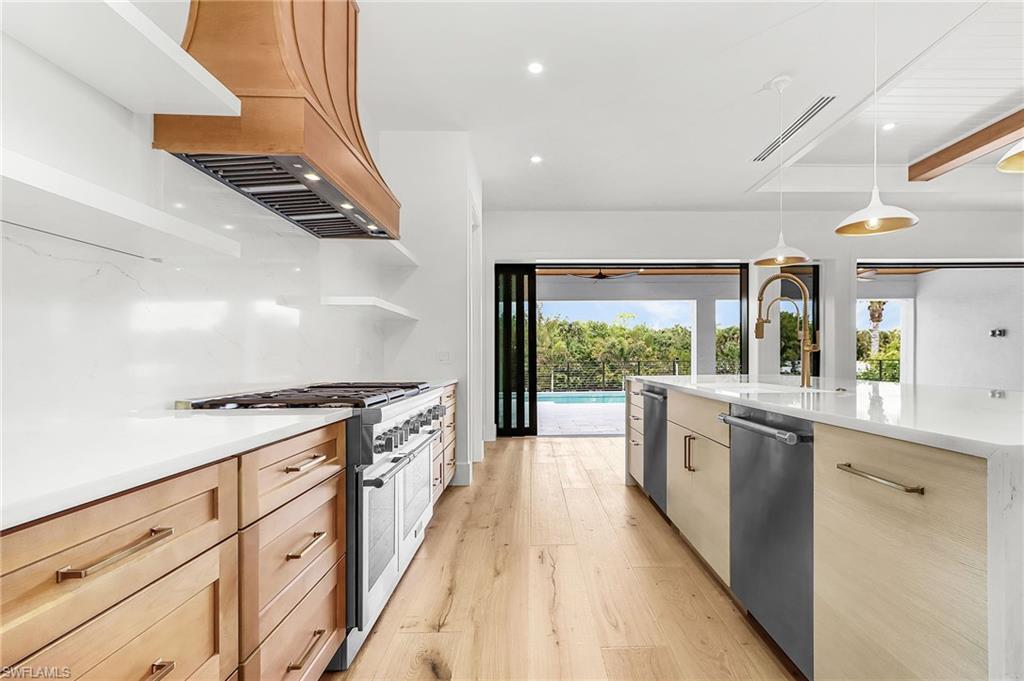 COCONUT RIVER - Residential