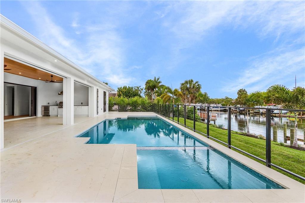 COCONUT RIVER - Residential