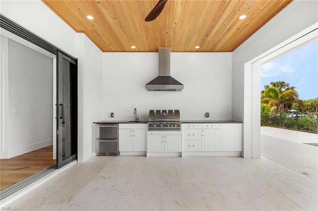 COCONUT RIVER - Residential