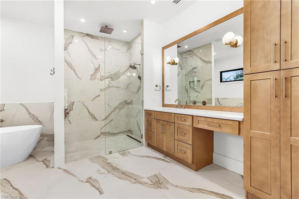 COCONUT RIVER - Residential