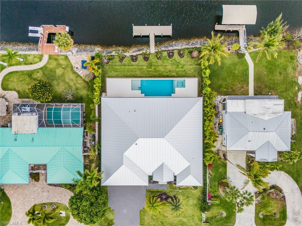 COCONUT RIVER - Residential