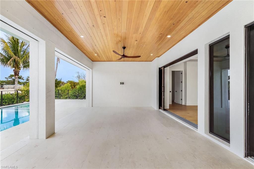 COCONUT RIVER - Residential