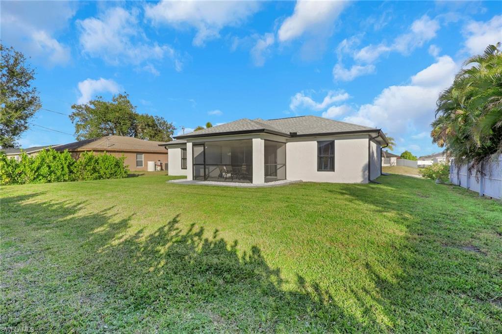 CAPE CORAL - Residential