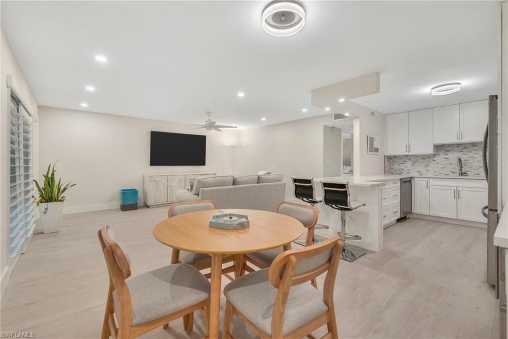 PALM BAY VILLAS - Residential