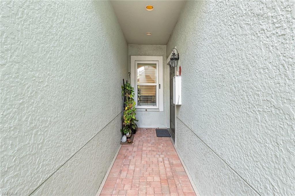 LYNX PASS - Residential