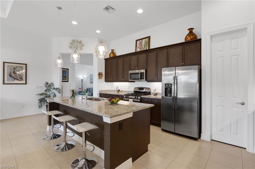 WILLOW RIDGE - Residential