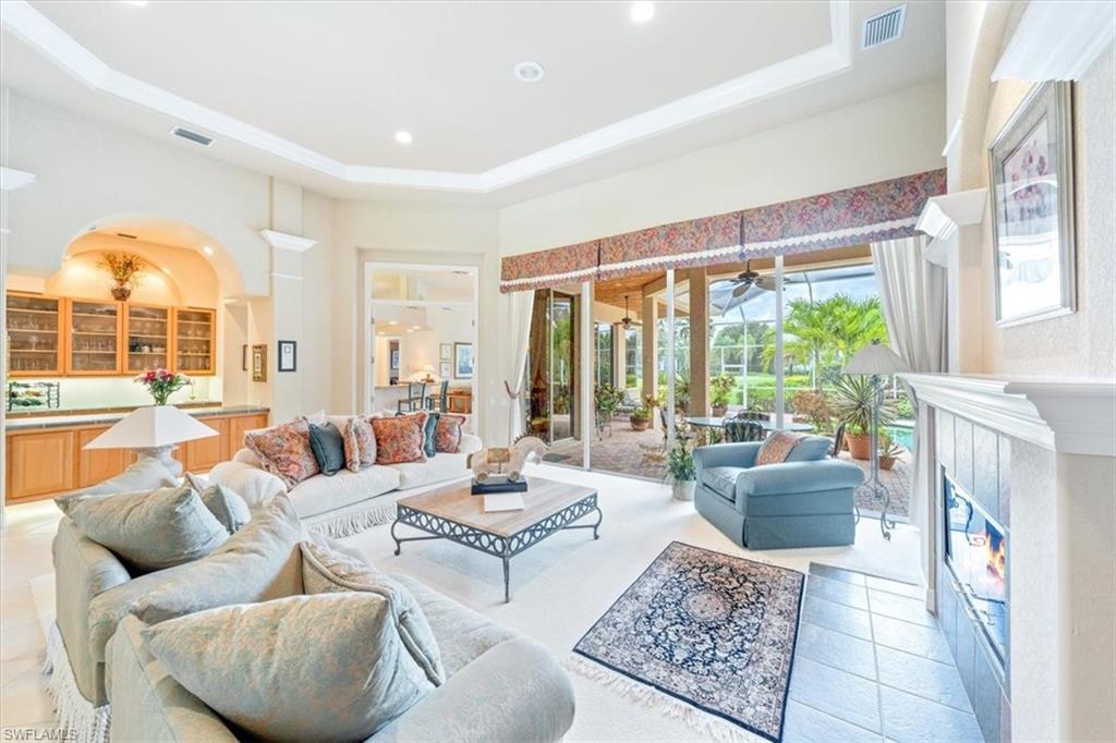 QUAIL WEST - Residential