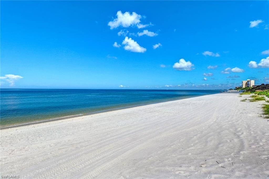 BILTMORE AT BAY COLONY - Residential