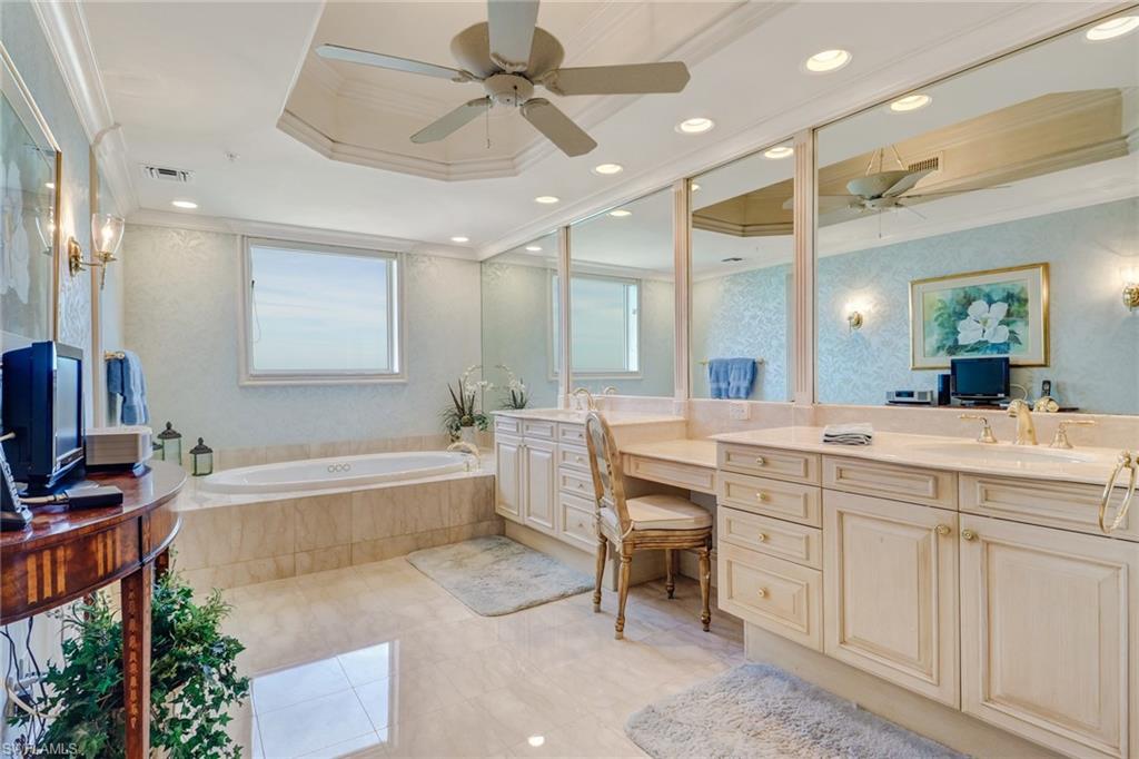 BILTMORE AT BAY COLONY - Residential