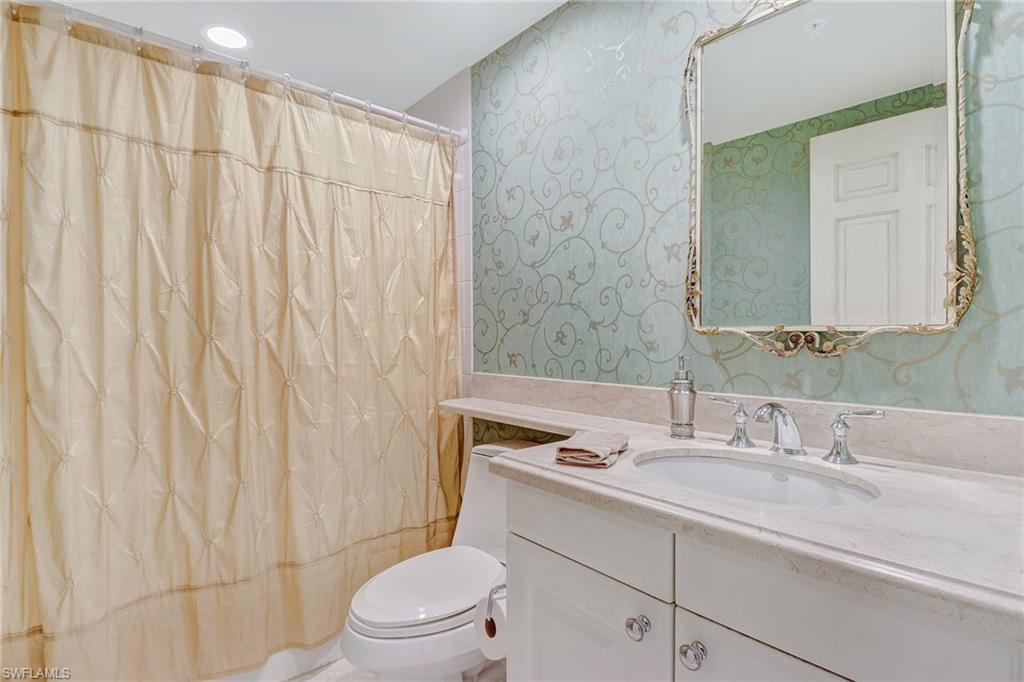 BILTMORE AT BAY COLONY - Residential