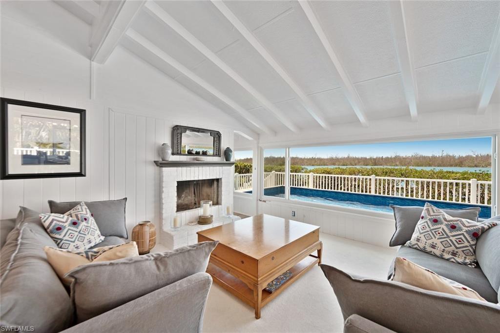 DEL SEGA - Residential