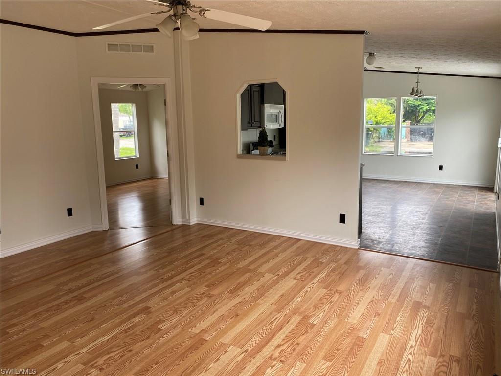 PORT AU PRINCE - Residential