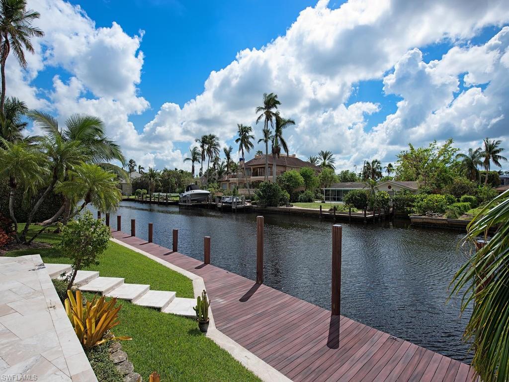 AQUALANE SHORES - Residential