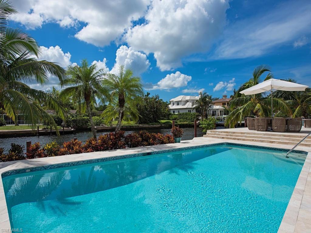 AQUALANE SHORES - Residential