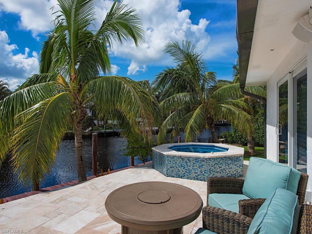 AQUALANE SHORES - Residential