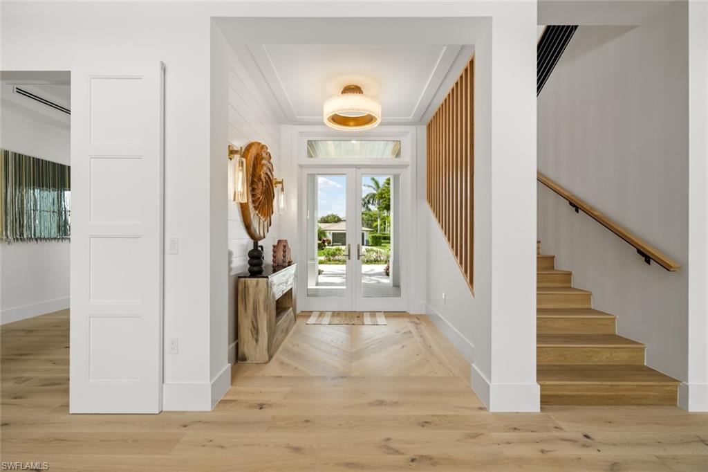 PARK SHORE - Residential